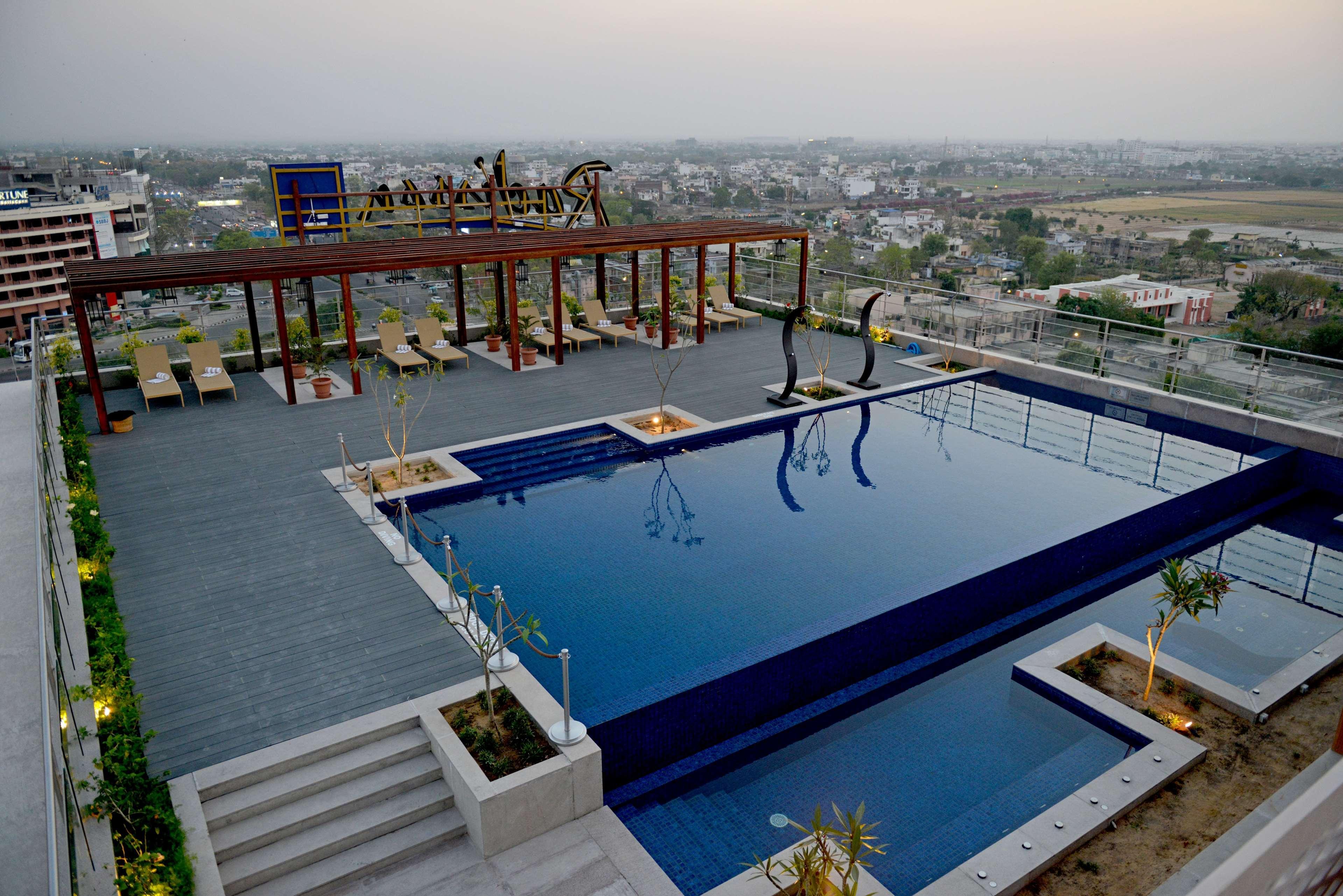Radisson Blu Jaipur Hotel Екстериор снимка