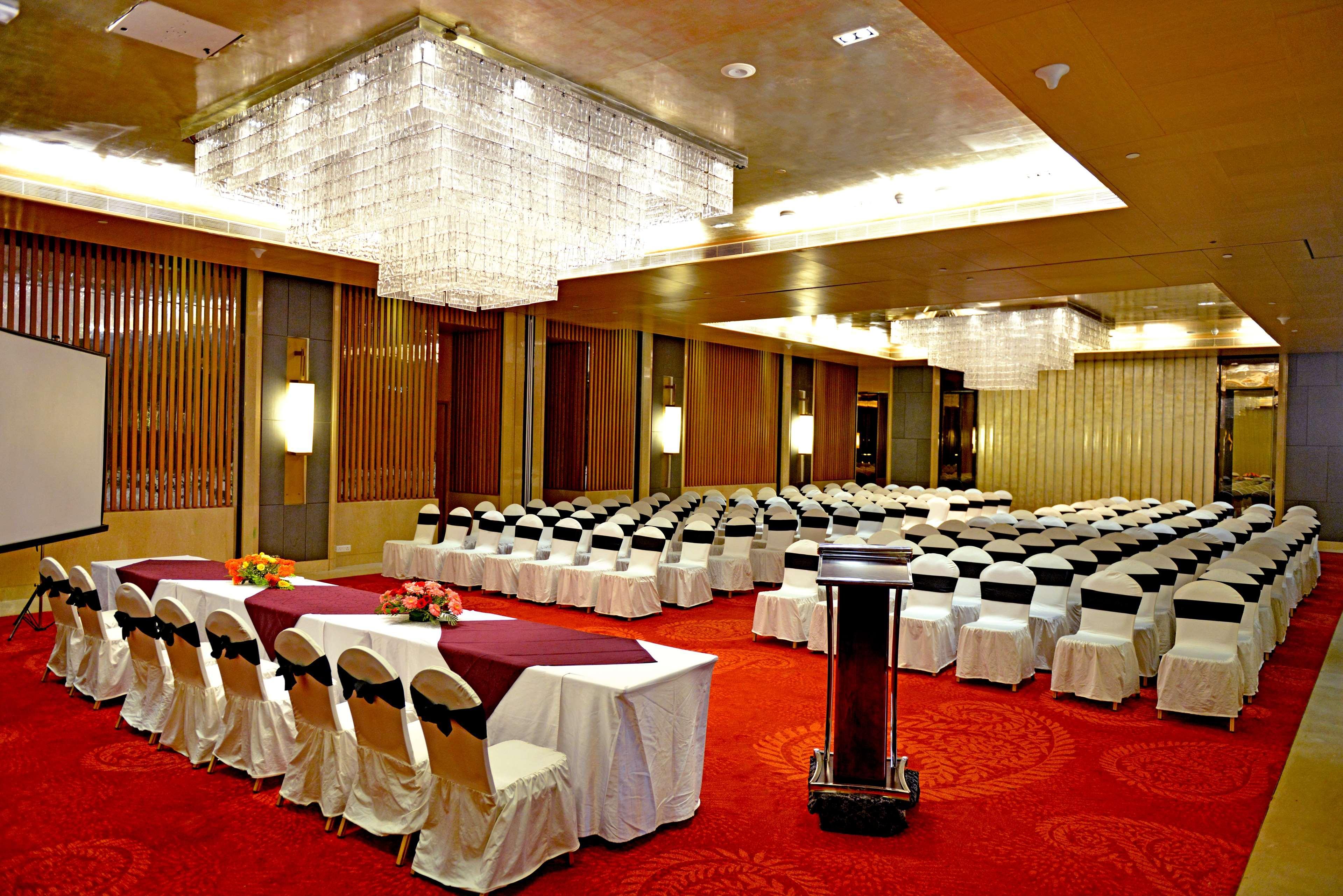 Radisson Blu Jaipur Hotel Бизнес снимка