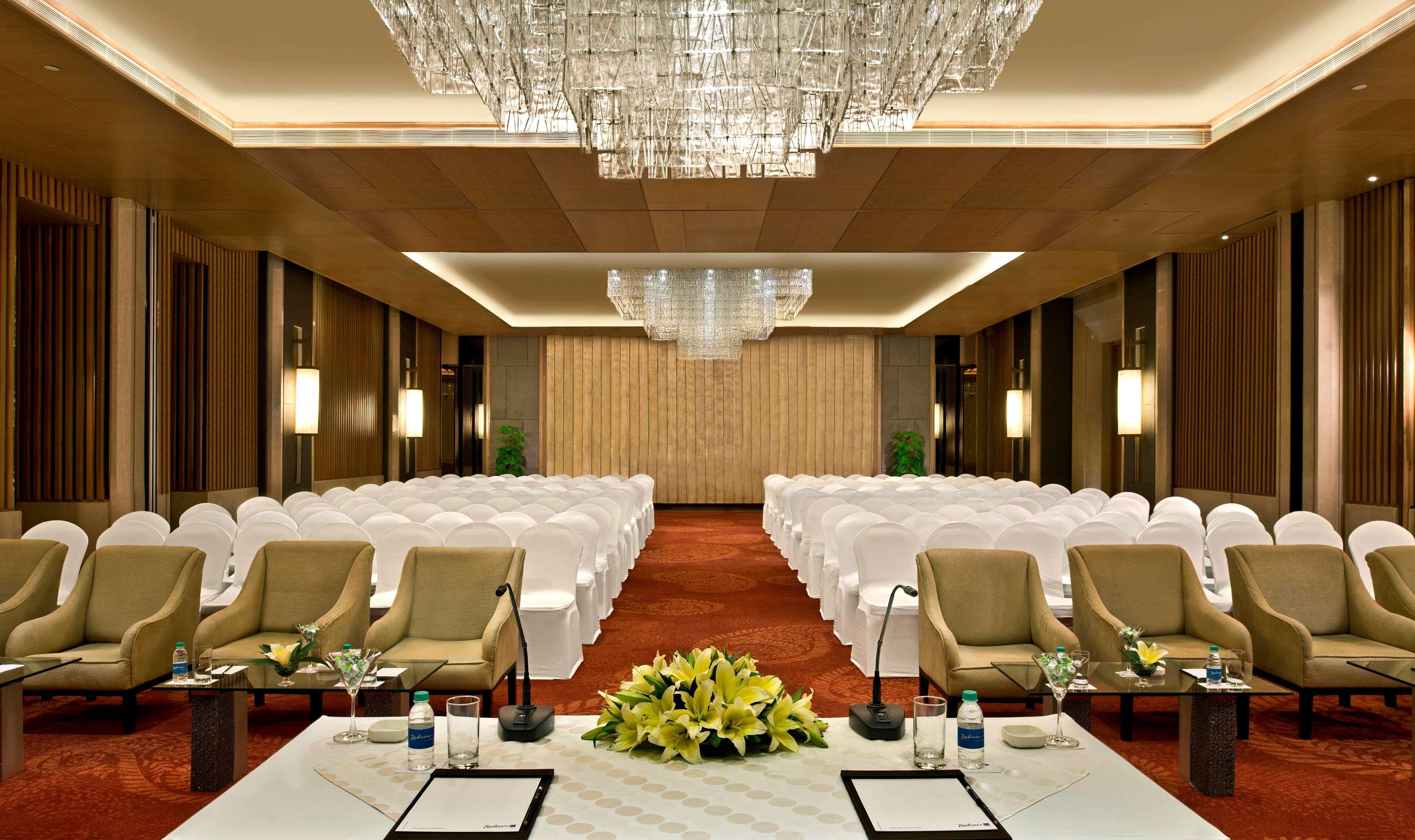 Radisson Blu Jaipur Hotel Екстериор снимка