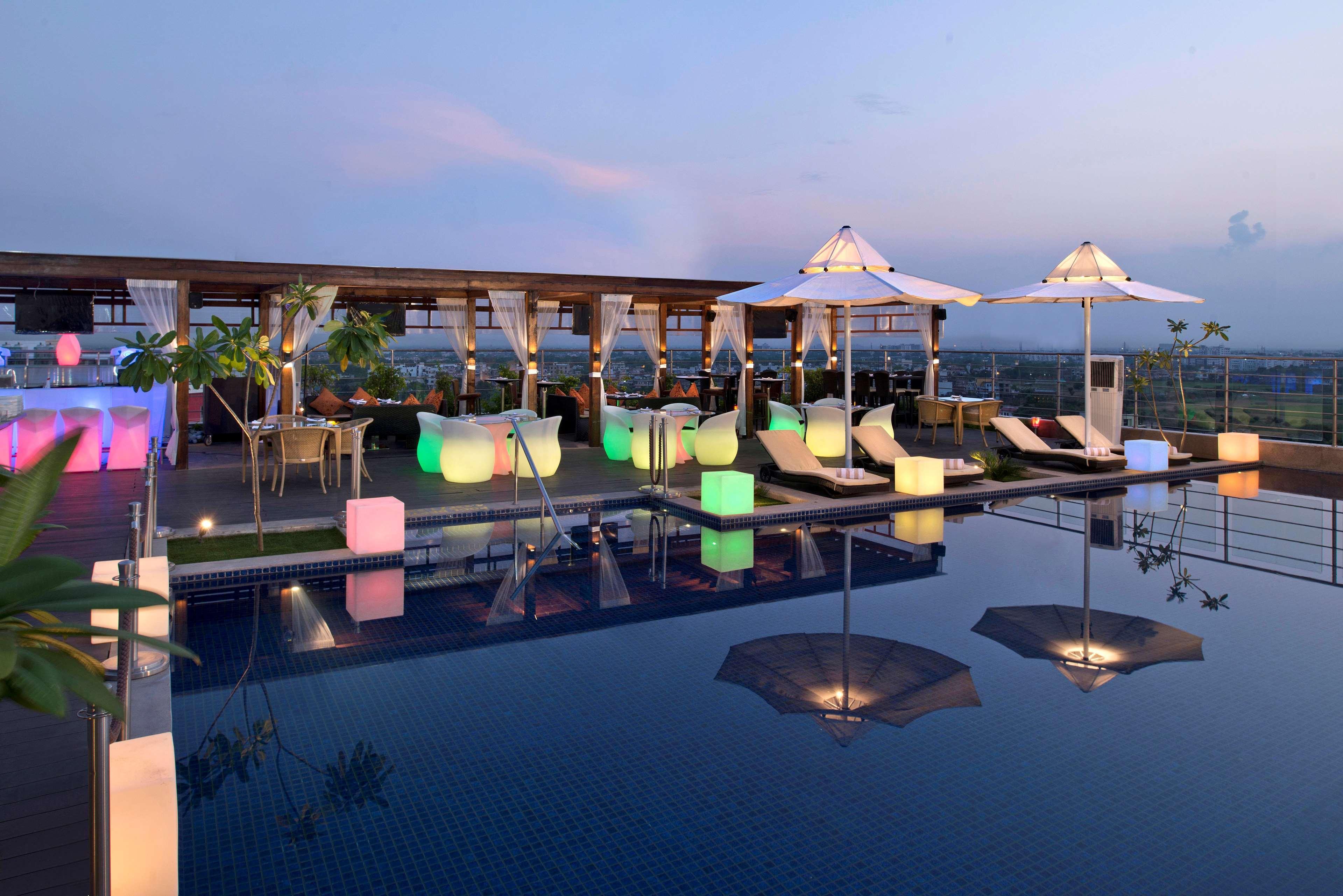 Radisson Blu Jaipur Hotel Екстериор снимка