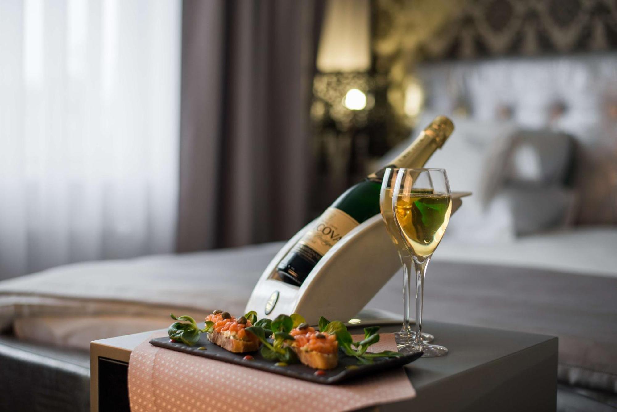 Radisson Blu Jaipur Hotel Екстериор снимка