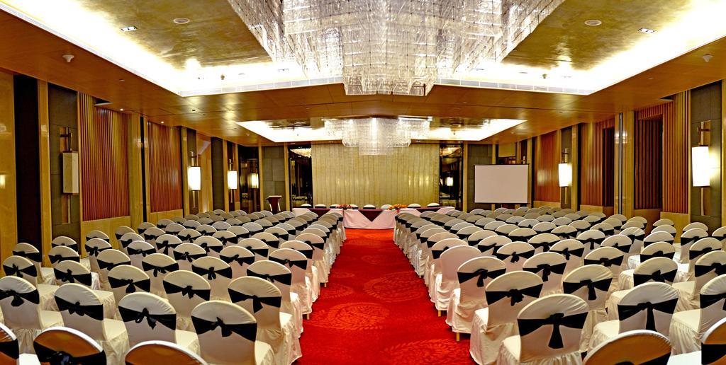 Radisson Blu Jaipur Hotel Екстериор снимка